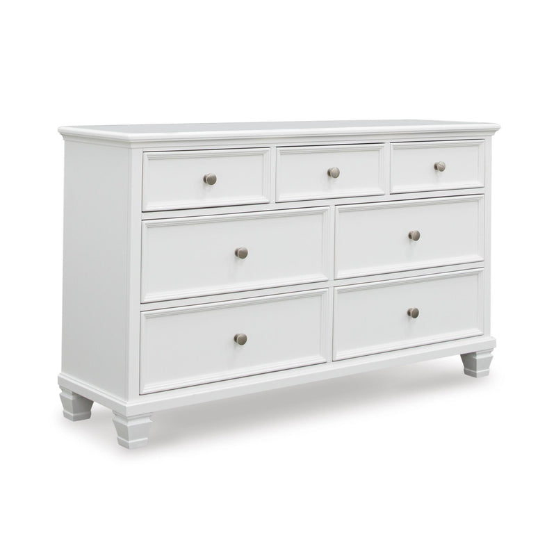 Signature Design by Ashley Fortman 7-Drawer Dresser B680-31 IMAGE 1