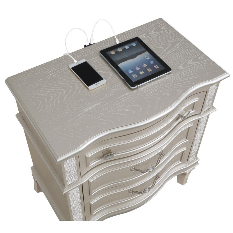 Coaster Furniture Evangeline 3-Drawer Nightstand 223392 IMAGE 9